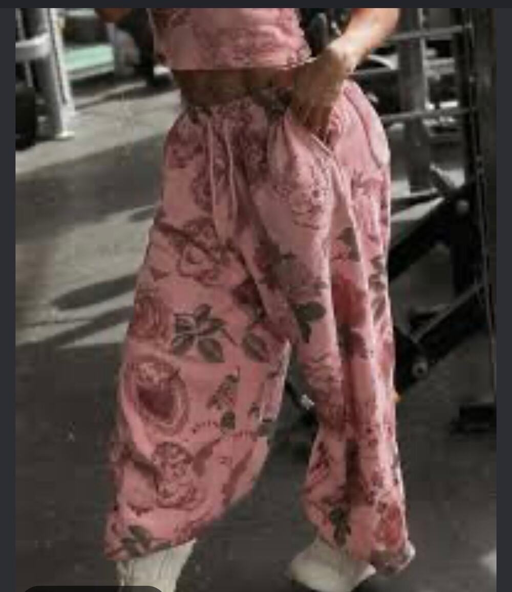 Darc Sport SHE Wolves Limited Edition Rare pink Corazon wide leg sweatpants
